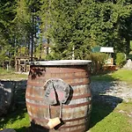 Knusperhaeuschen Maria Nikoletta *