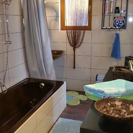 Knusperhaeuschen Maria Nikoletta Semesterbostad *