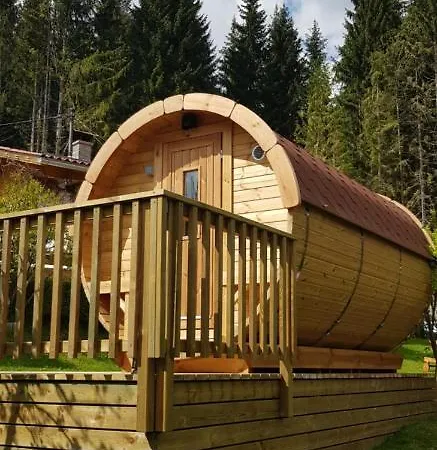 Knusperhaeuschen Maria Nikoletta *